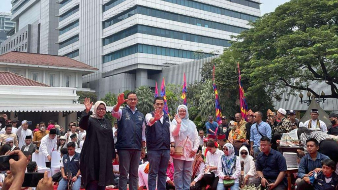 Perpisahan Anies dan Riza di Balai Kota