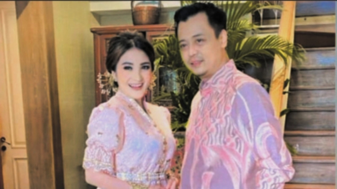 Kiki Amalia dipersunting seorang pengusaha Agung Nugraha
