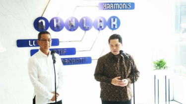 Erick Thohir dan Pj Gubernur DKI Heru Budi Hartono.