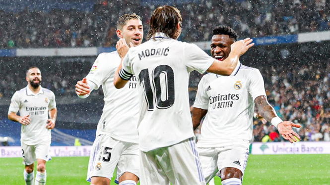Selebrasi pemain Real Madrid usai bobol gawang Sevilla