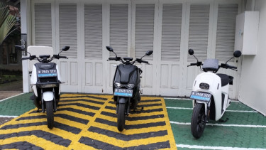 Tiga motor listrik disewakan dari Charged Indonesia
