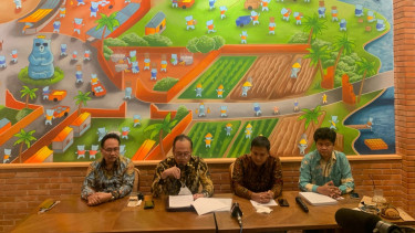 Konferensi Pers Lombok TV.