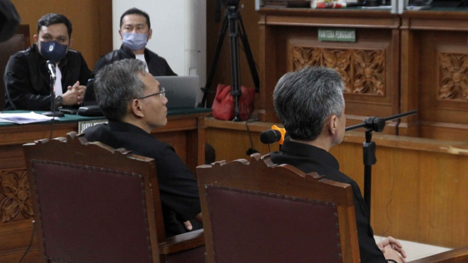 Sidang Lanjutan Brigjen Hendra Kurniawan dan Agus Nurpatria