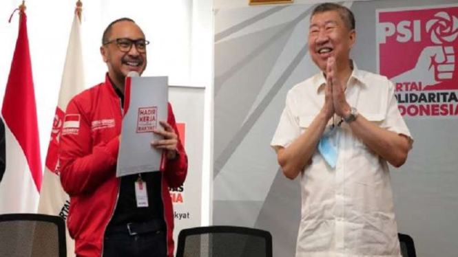 Ketua Umum Real Estate Indonesia, Totok Lusida, dan Ketum PSI Giring Ganesha.