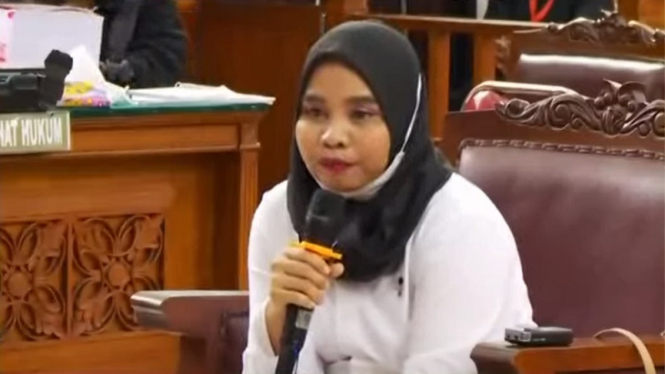 Asisten rumah tangga (ART) Ferdy Sambo, Susi saat bersaksi di persidangan