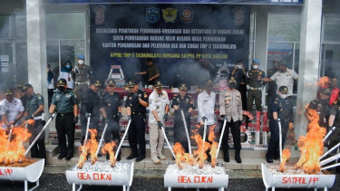 Bea Cukai musnahkan barang ilegal
