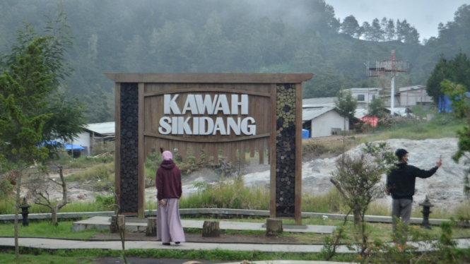 Kawah Sikidang, Dieng. 