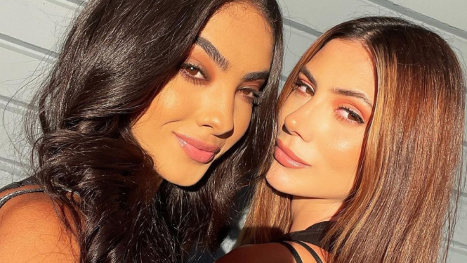 Miss Puerto Rico, Fabiola Valentin dan Miss Argentina, Mariana Varela