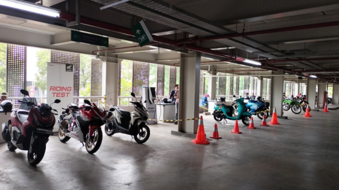 Lokasi test ride motor di IMOS 2022