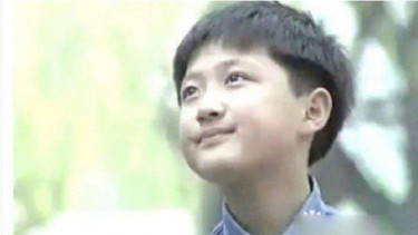 Ly Truyen Artis Cilik dari China