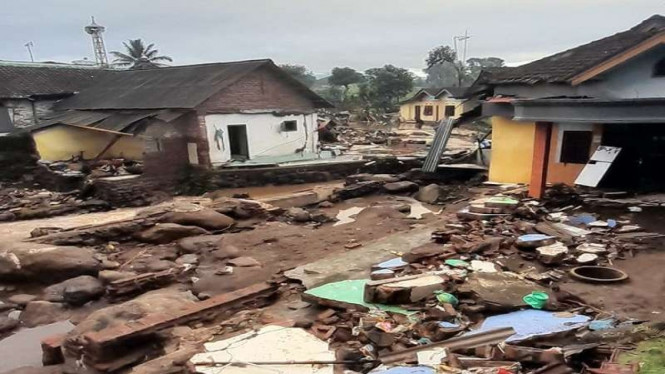 Dampak banjir bandang di Banyuwangi, jawa Timur
