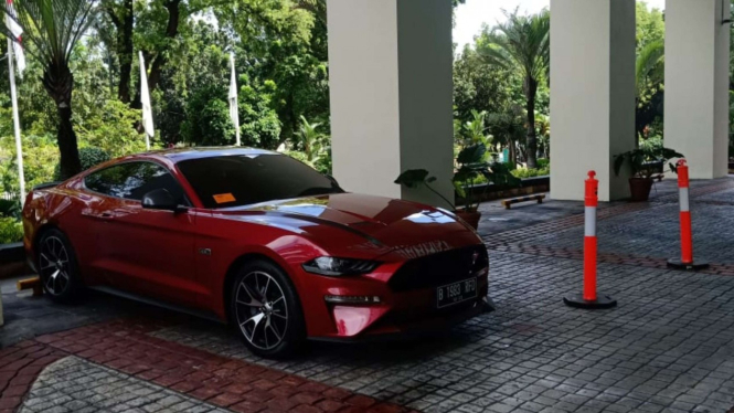 Mobil Plat RFD untuk mobil sport