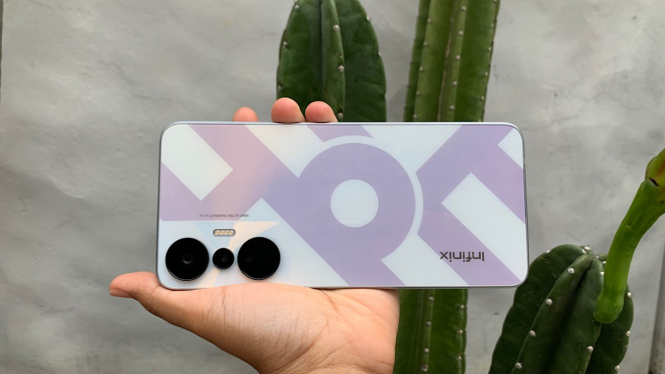 Infinix Hot 20S Edisi Neon.
