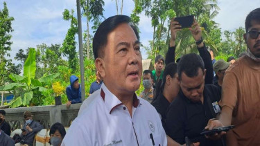 Ketua Harian Kompolnas Irjen (Purn) Benny Mamoto