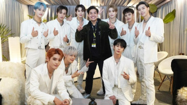 Jerome Polin bersama NCT 127.