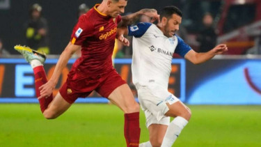 Pertandingan AS Roma vs Lazio.