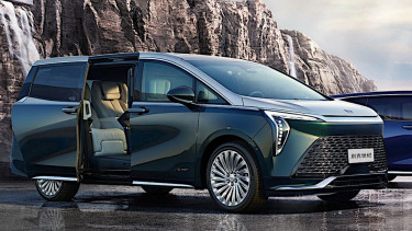 VIVA Otomotif: Mobil MPV Buick GL8 Century