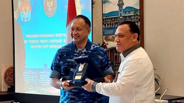 Ketua KPK Firli Bahuri bersama KSAU Marsekal Fajar Prasetyo  
