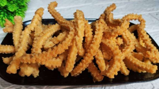 Kue Akar Kelapa
