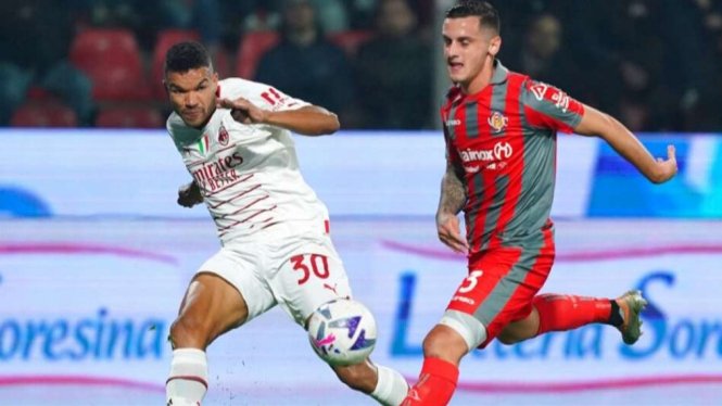 Pertandingan Cremonese vs AC Milan.