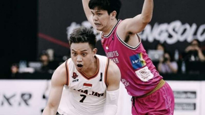 Duel Pelita Jaya Bakrie vs West Bandits Solo