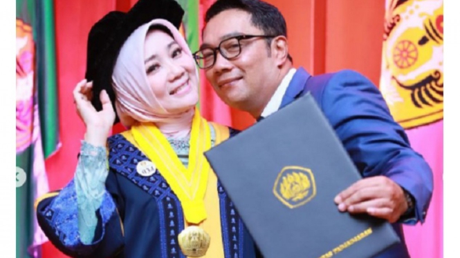 Atalia dan suami
