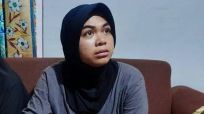 Sulastri Irwan, Anak Petani yang Lulus Polwan Tapi Digugurkan Polda Maluku Utara