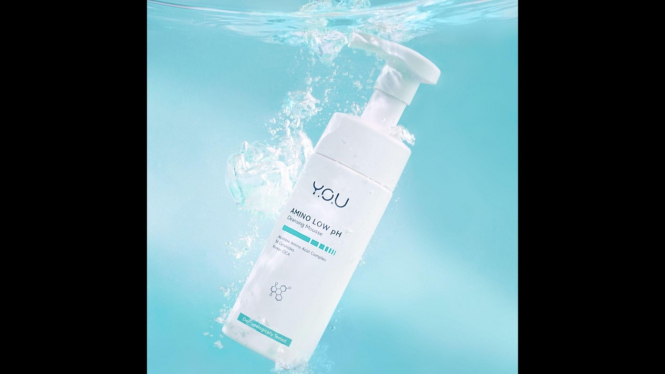 YOU Facial Wash Low pH Amino Cleansing Mousse.