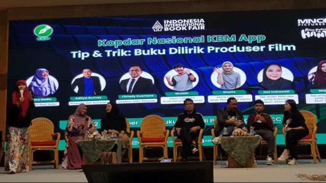 Penulis Asma Nadia menjelaskan KBM App dan film Anak Penangkap Hantu