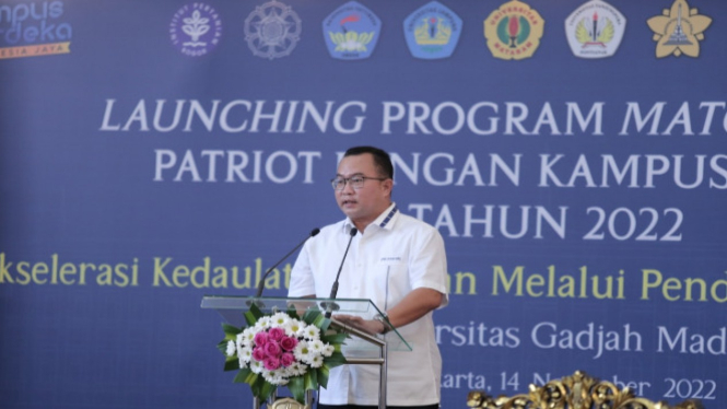Rektor IPB University Prof Arif Satria 
saat Launching Program Matching Fund Patriot Pangan di UGM 