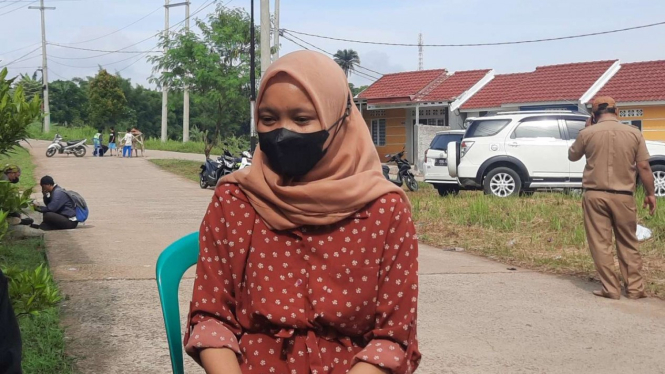 Perawat di Klinik Pratama Bogor, Herlin Septiana.