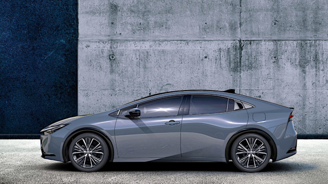 VIVA Otomotif: Mobil hybrid Toyota Prius generasi 5