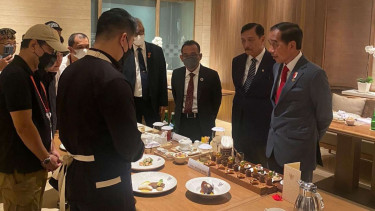 Chef Arnold bersama Jokowi dan Luhut Pandjaitan