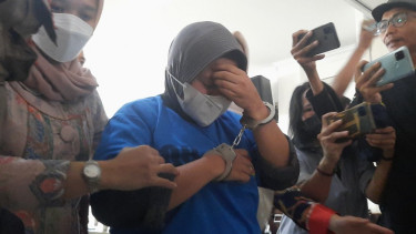SIti Aisyah pelaku penipuan modus pinjol dengan korban mahasiswa IPB.