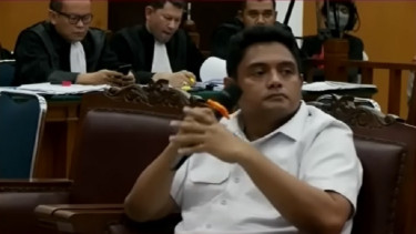 Mantan Kasat Reskrim Polres Jaksel AKBP Ridwan Soplanit bersaksi di sidang