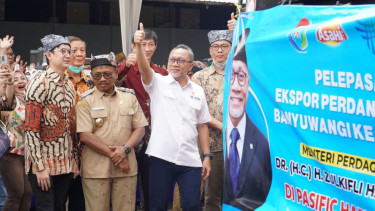 Mendag Zulkifli Hasan melepas ekspor produk ikan sarden dari Banyuwangi.