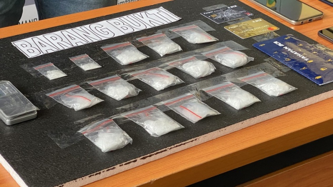 Barang bukti sabu dari hasil penangkapan anggota dewan Kepulauan Seribu 