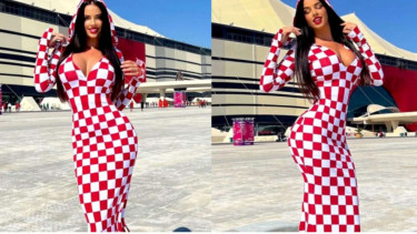 Model Ivana Knoll pakai baju seksi di Piala Dunia Qatar 2022