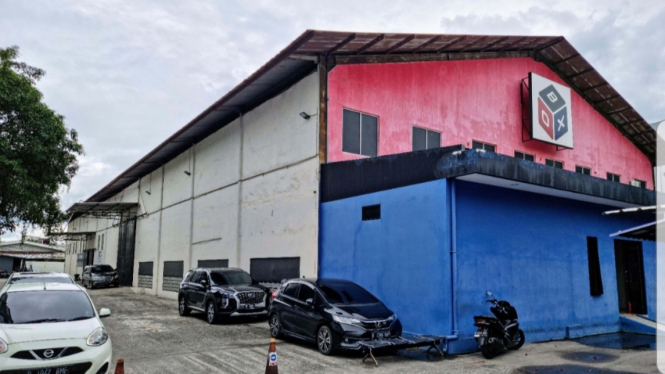 Box Sports Center.