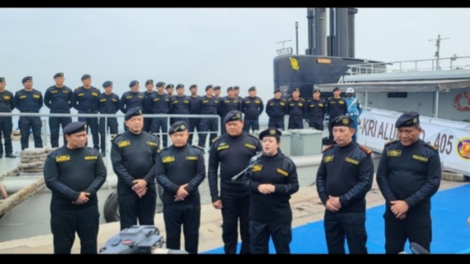 VIVA Militer: Ketua DPR RI Puan Maharani usai menerima Brevet Hiu Kencana TNI AL