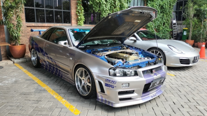 Salah satu mobil modifikasi di pameran IMX 