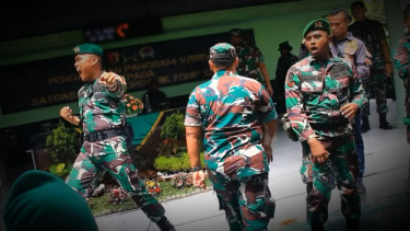 VIVA Militer: Yonif 527/Baladibya Yudha.