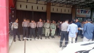 Aparat gabungan ditempatkan di Kantor Partai Aceh jelang Milad GAM 4 Desember.