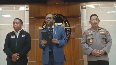 Menpora Zainudin Amali, Menkopolhukam Mahfud Md dan Kapolri Listyo Sigit
