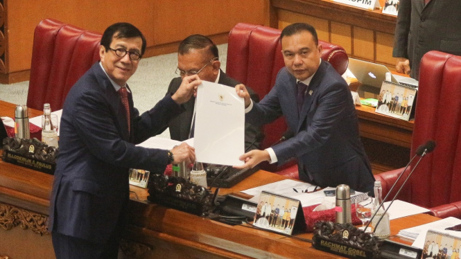 Menkumham Yasonna Laoly dalam Pengesahan RKUHP di paripurna DPR-RI