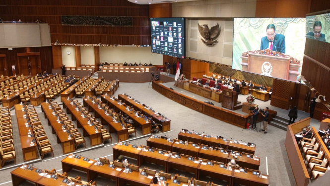 Paripurnam pengesahan RKUHP di DPR-RI