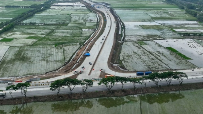 Tol Semarang-Demak.