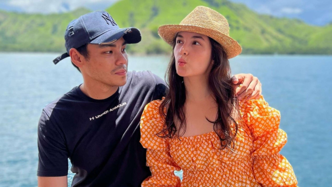 Chelsea Islan dan Rob Clinton Kardinal