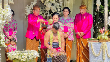 Prosesi siraman Kaesang Pangarep jelang pernikahan