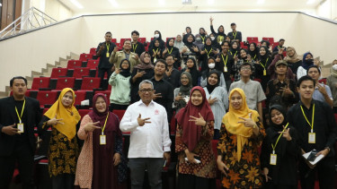 Walisongo Public Relations Community (WPRC) gelar seminar kehumasan